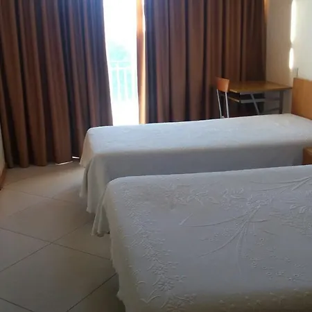 Refugio Do Geres Bed & Breakfast *