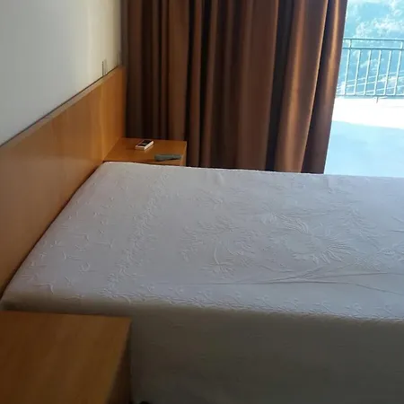 Refugio Do Geres Bed & Breakfast *